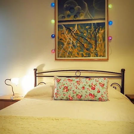 Sunny Near The Center Lejlighed