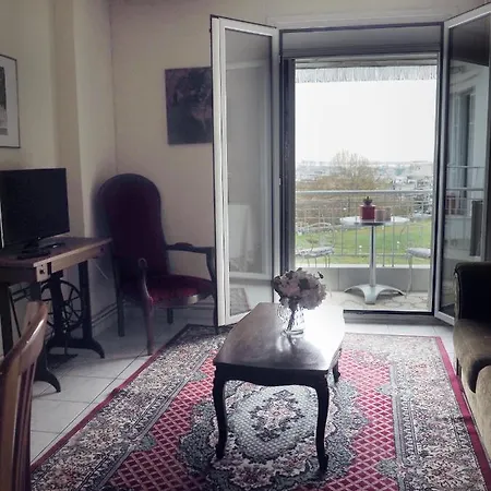 Sunny Near The Center Thessaloníki