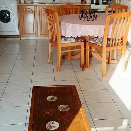 Apartament Sunny Near The Center *